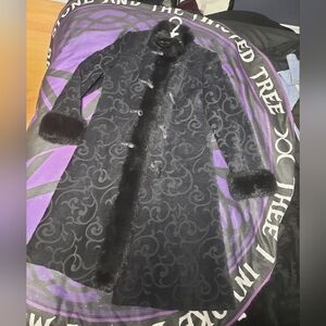 Jessica Black Patterned Trench Coat with Fur Trim